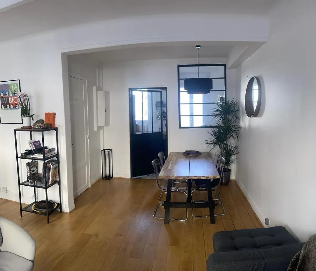 Magnifique Tour Eiffel Apartment *
